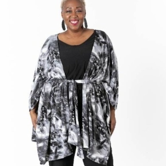 LULAROE! S/M- SAVANNAH KAFTAN & M- CARLY DRESS - Picture 4 of 8